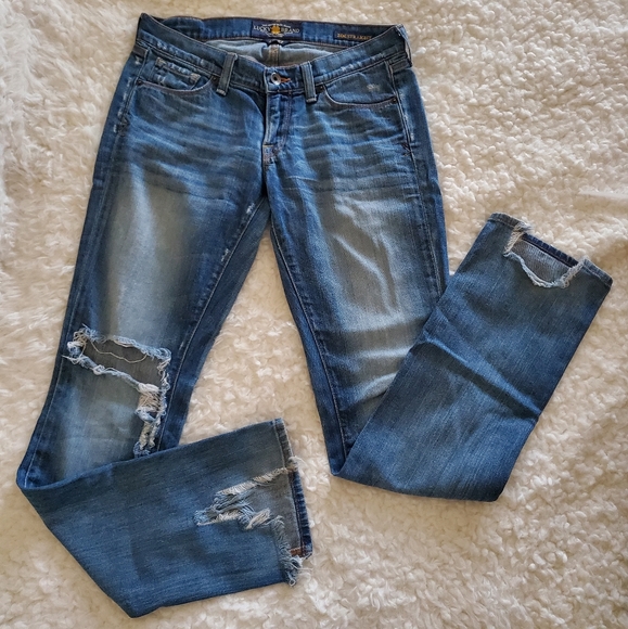 Lucky Brand Zoe Straight Very Distressed Jeans size 4/27 - Picture 1 of 10